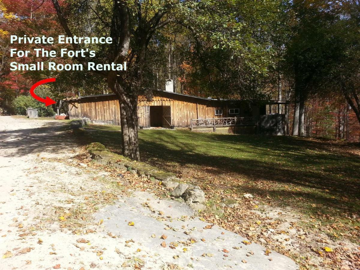 Arrowmont Stables & Cabins Cullowhee Dış mekan fotoğraf